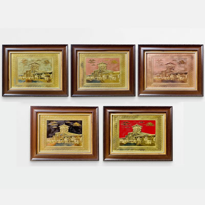 Tranh chợ Bến Thành bằng đồng khổ 28cm x 34cm