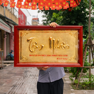 Tranh Chữ Tâm Nhân Bằng Đồng Mạ Vàng 24K Khổ 1m x 60cm