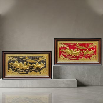 Tranh Mã Đáo Thành Công Bằng Đồng Dát Vàng Khổ 40cm x 70cm và 61cm x 1m07